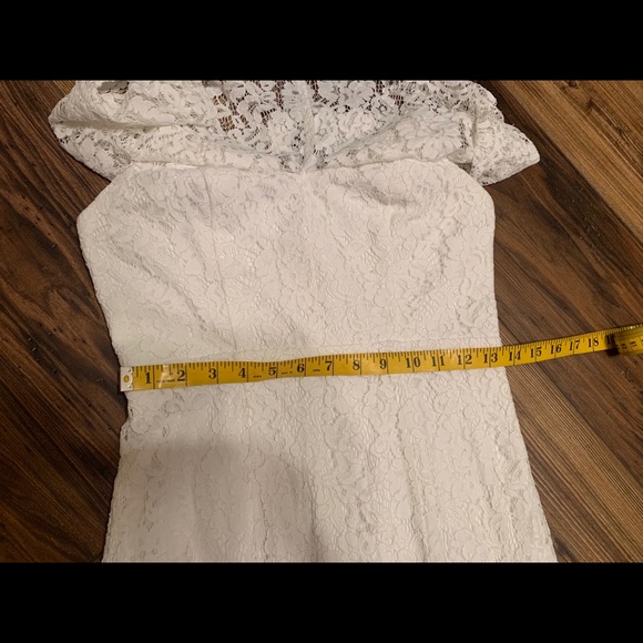 lulu’s White Lace Maxi Dress - Picture 5 of 7